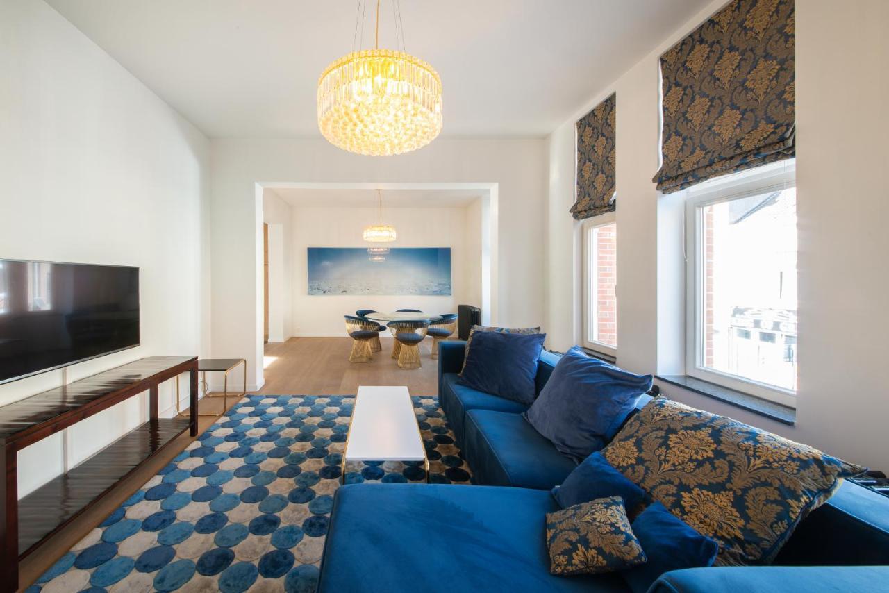 Residentie Nevejan Appartement Kortrijk Buitenkant foto