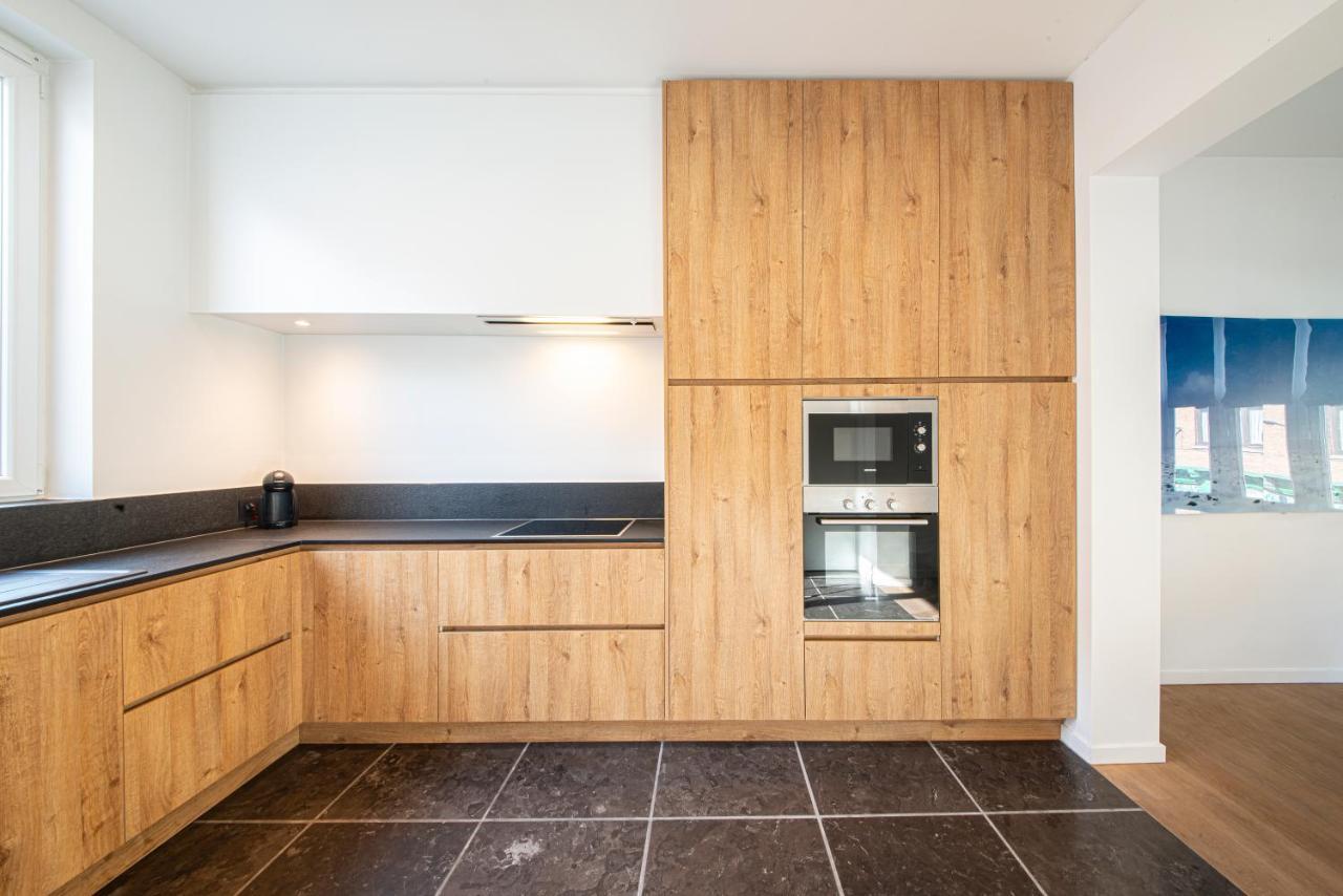 Residentie Nevejan Appartement Kortrijk Buitenkant foto