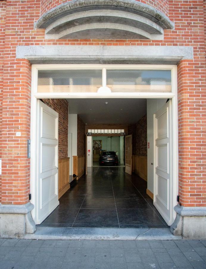 Residentie Nevejan Appartement Kortrijk Buitenkant foto