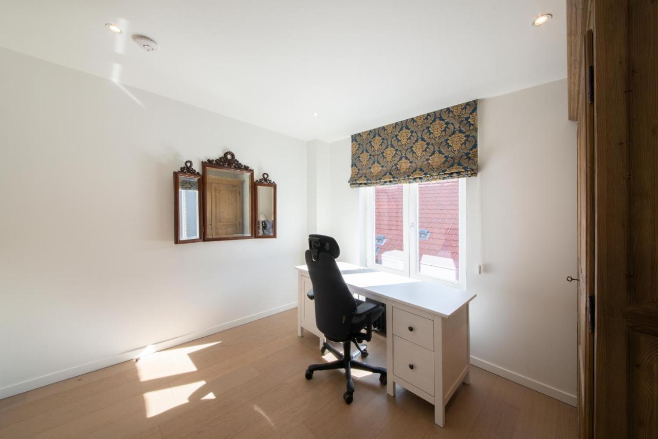 Residentie Nevejan Appartement Kortrijk Buitenkant foto